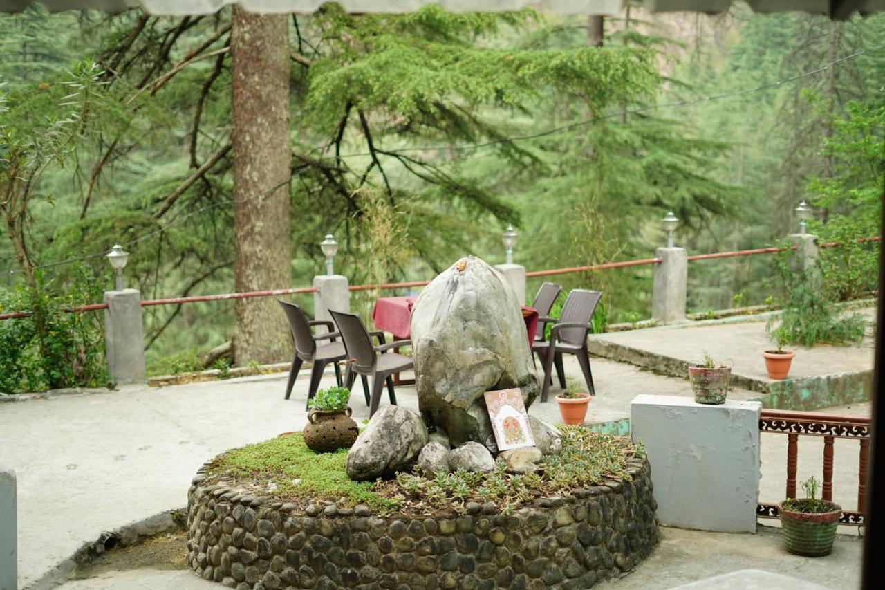 Hotel Deep Forest Касол Екстериор снимка